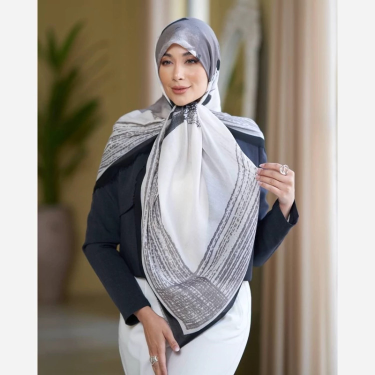 روسری نخی مودال ریشه پرزی بسیار زیبا